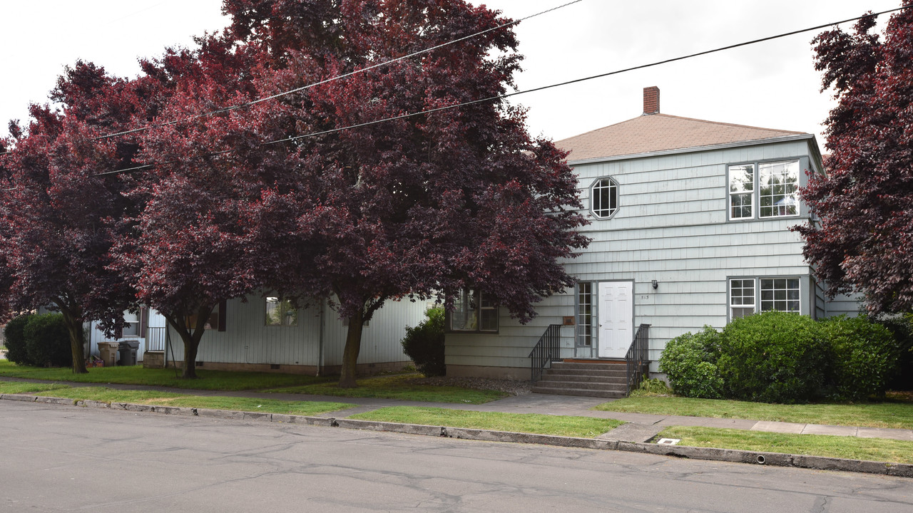 515 6th Ave SE in Albany, OR - Building Photo