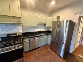 324 Chelsea St in Boston, MA - Building Photo - Building Photo