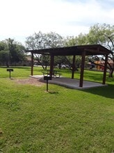 Sadosa Ridge in Eastland, TX - Foto de edificio - Building Photo