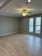 5076 Matilda St, Unit #226 in Dallas, TX - Building Photo - Building Photo
