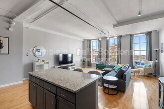 1501 Locust St in St. Louis, MO - Foto de edificio - Building Photo