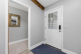 324 Pine Glen Ct in Englewood, FL - Building Photo - Building Photo