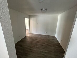 1818 Anderson St in Irving, TX - Building Photo - Building Photo