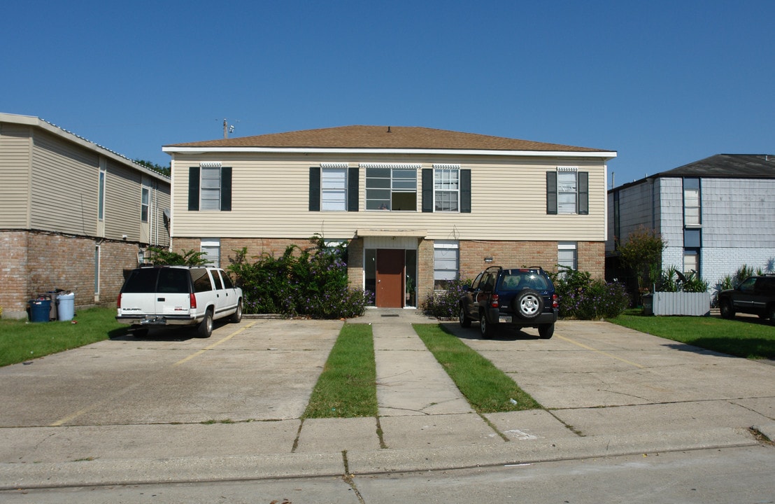 2309 Manson Ave in Metairie, LA - Building Photo