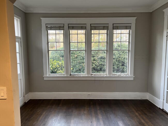 1170 Monroe Dr NE, Unit Apartment B in Atlanta, GA - Building Photo - Building Photo