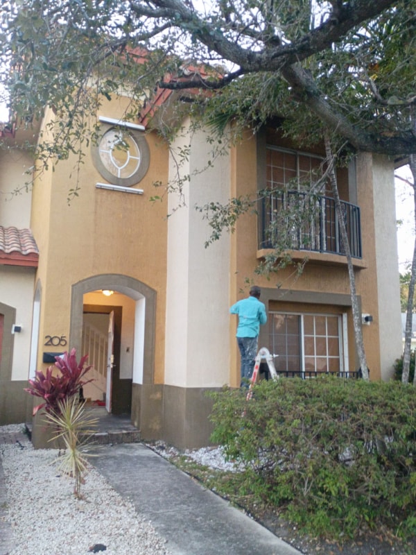 205 NW 12th Ave in Fort Lauderdale, FL - Foto de edificio - Building Photo