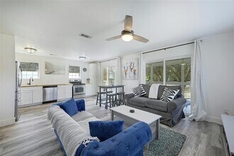 2627 Geronimo Trail in Austin, TX - Building Photo - Building Photo