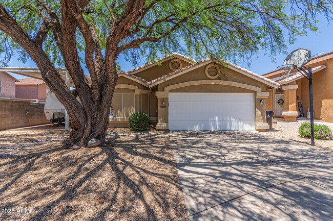 property at 15824 N 33rd Pl