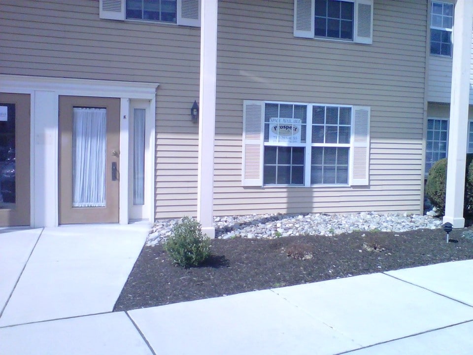Silver Spring Center in Lancaster, PA - Building Photo
