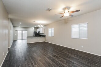 21221 W Hubbell St in Buckeye, AZ - Building Photo - Building Photo