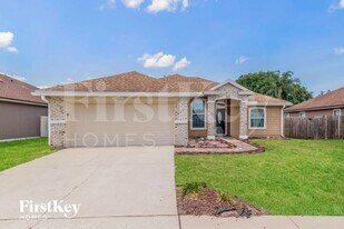 3656 Morning Meadow Ln in Orange Park, FL - Building Photo