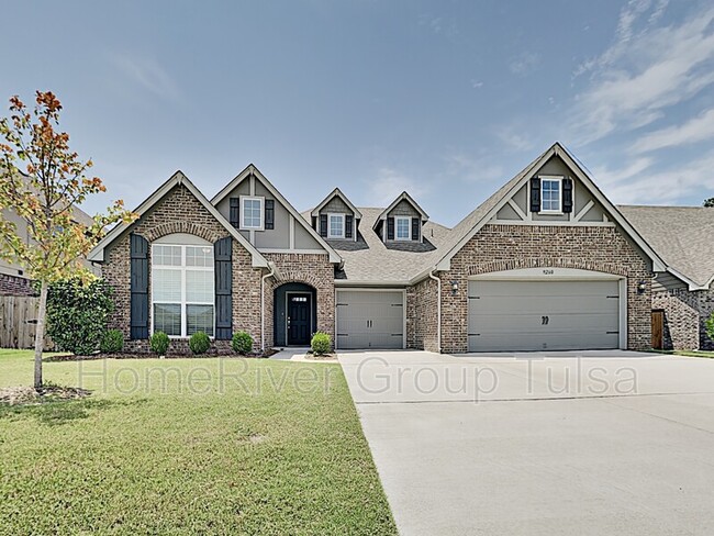 property at 9260 E 133rd Pl S