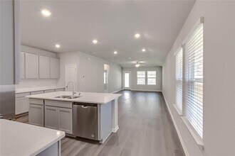 12710 Autumn Bird Trl in Buda, TX - Building Photo - Building Photo