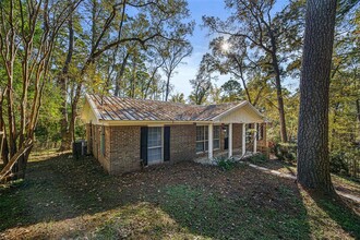 298 Pinemont Dr in Pointblank, TX - Building Photo - Building Photo