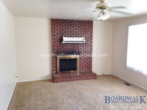 2106 Western Charm Dr in Riverton, UT - Building Photo - Building Photo