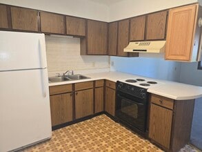 551 US-98 in Mary Esther, FL - Building Photo - Building Photo