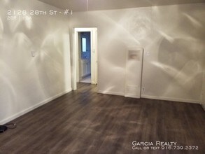 2128 28th St-Unit -#1 in Sacramento, CA - Building Photo - Building Photo