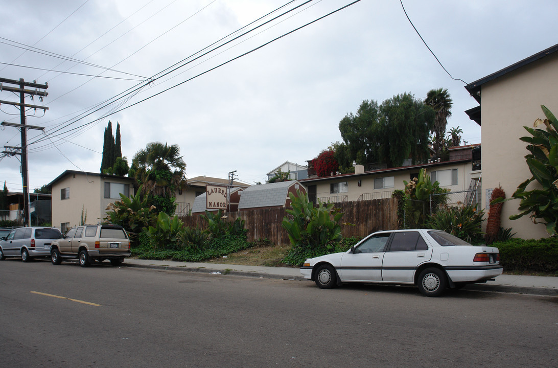 Laurel Manor in National City, CA - Building Photo