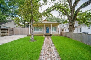 4814 Siegel St in Houston, TX - Building Photo