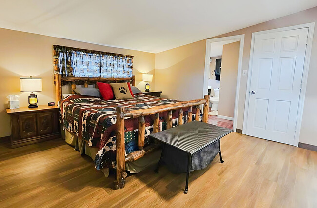 property at 425 Hemlock Ln