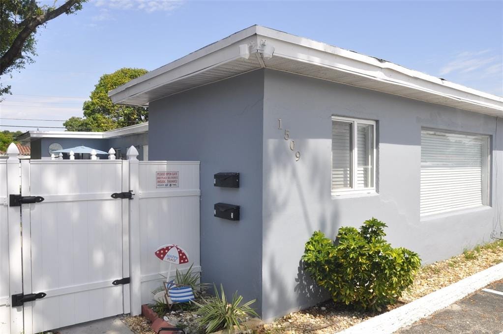 1509 N Andrews Ave in Fort Lauderdale, FL - Building Photo