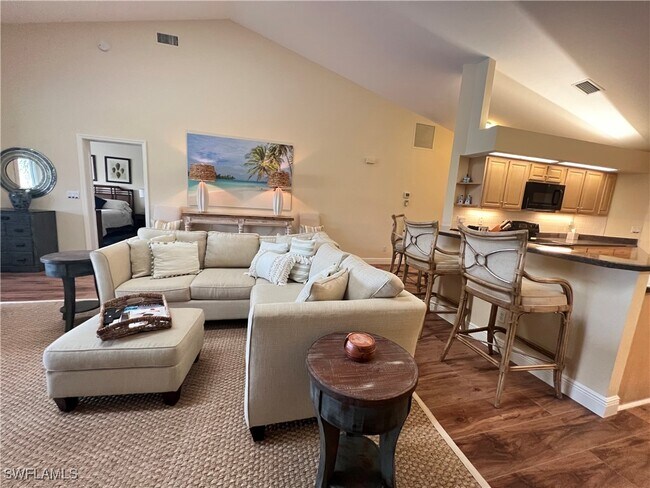 26891 Wedgewood Dr in Bonita Springs, FL - Building Photo - Building Photo