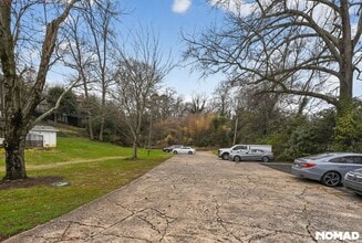 222 Providence Rd in Charlotte, NC - Foto de edificio - Building Photo