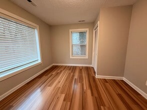 239 Moreland Way in Hapeville, GA - Building Photo - Building Photo