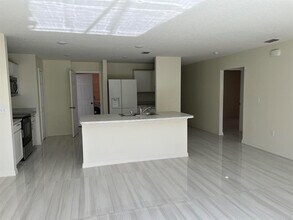 1714 SW Haylake Ave in Port St. Lucie, FL - Building Photo - Building Photo