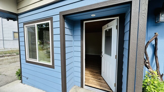 property at 54141 Pine Crest Ave