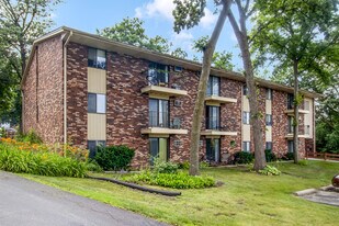 1700 Elder St in Waukesha, WI - Building Photo