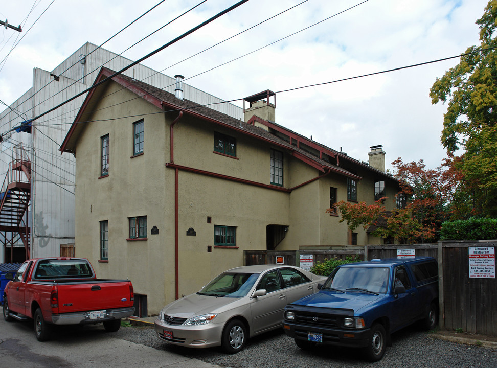 795 E 13th Aly in Eugene, OR - Building Photo