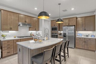 4740 Chantilly Rd in Wellington, FL - Building Photo