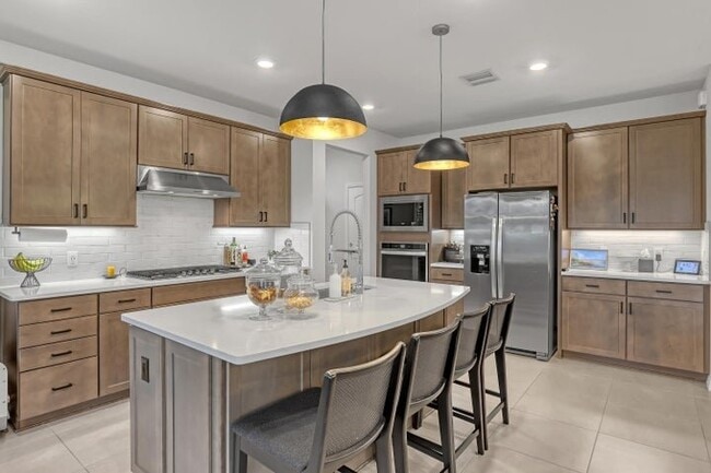 property at 4740 Chantilly Rd