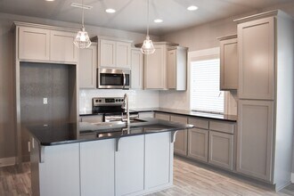 756 N Malbec Rd in Fayetteville, AR - Building Photo - Building Photo