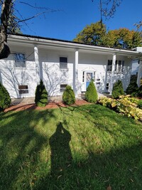 150 Essex St in Malden, MA - Foto de edificio - Building Photo