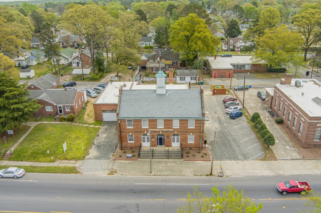 632 Roanoke Ave in Roanoke Rapids, NC - Building Photo