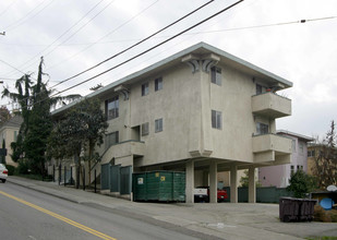 Fern Crest in Oakland, CA - Building Photo - Building Photo