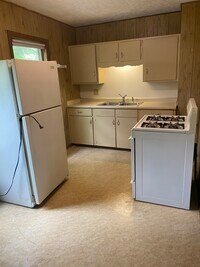 841 44th St, Unit Upper photo'