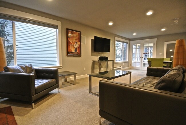 property at 1910 Franklin Ave E