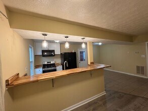 619 Randolph Rd in Newport News, VA - Building Photo - Building Photo