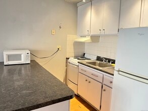 94 Washington St in Norwalk, CT - Building Photo - Building Photo