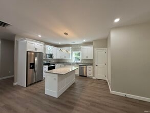 3417 S Knightridge Rd in Bloomington, IN - Building Photo - Building Photo
