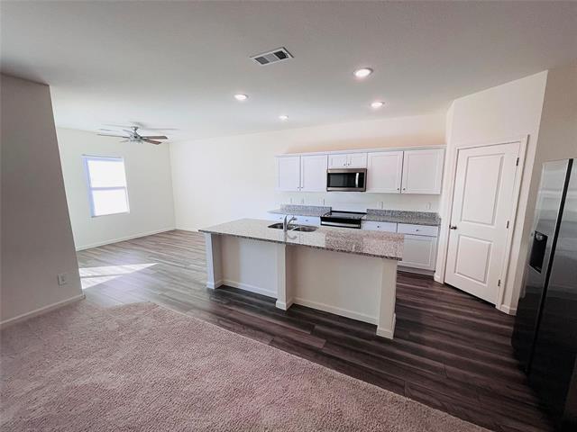 743 Camden Dr in Lavon, TX - Building Photo - Building Photo