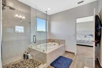 3244 Dunning Dr in Royal Palm Beach, FL - Building Photo - Building Photo