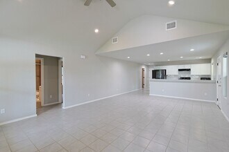 2055 Michigan St in New Braunfels, TX - Building Photo - Building Photo