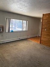 760 W Main St, Unit 205 in Kent, OH - Foto de edificio - Building Photo