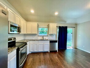 3115 N Hickory St in Sherman, TX - Building Photo - Building Photo