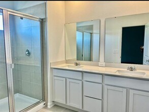2584 Skyline Lp in Kissimmee, FL - Building Photo - Building Photo