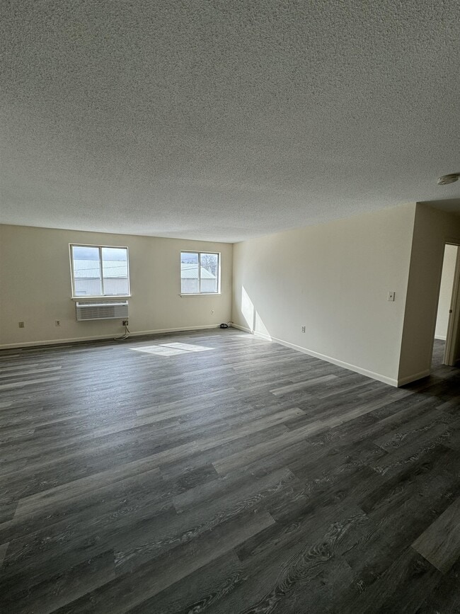 16 Manning St in Derry, NH - Building Photo - Building Photo